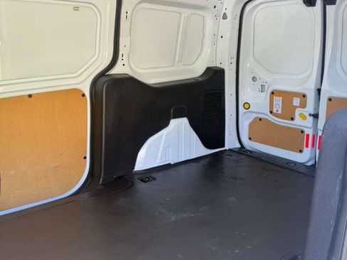 Used 2018 Ford Transit Connect XL FWD image 11