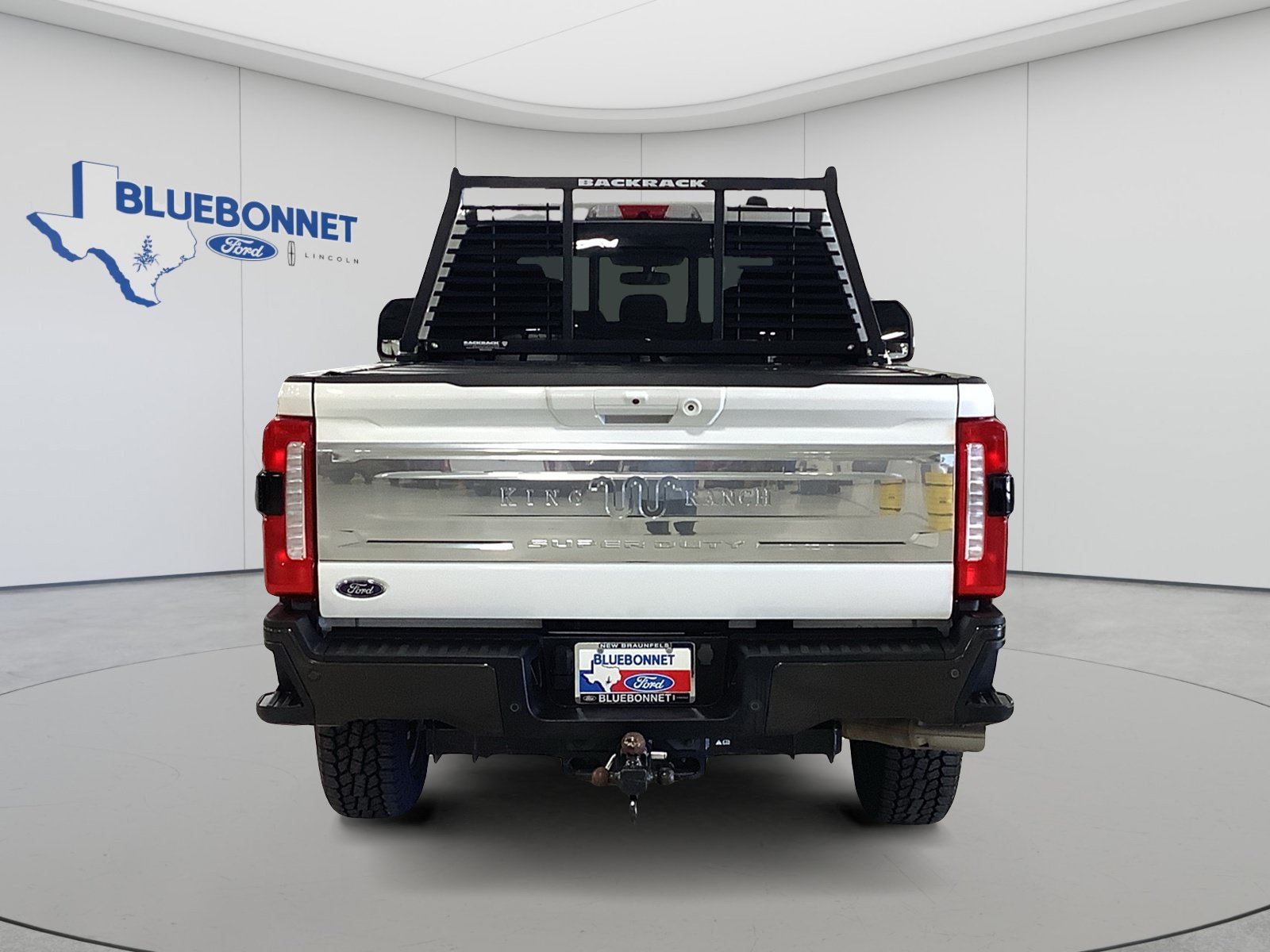 Used 2024 Ford F250 King Ranch w/ FX4 Off-Road Package AWD/4WD image 6