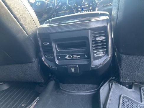 Used 2019 RAM 2500 Limited image 12