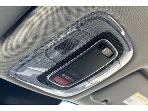 Used 2024 Hyundai Elantra SEL FWD image 23