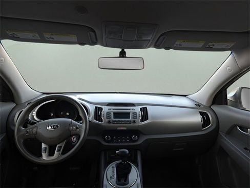 Used 2016 Kia Sportage LX image 10