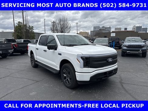 Used 2024 Ford F150 Lightning XLT image 3