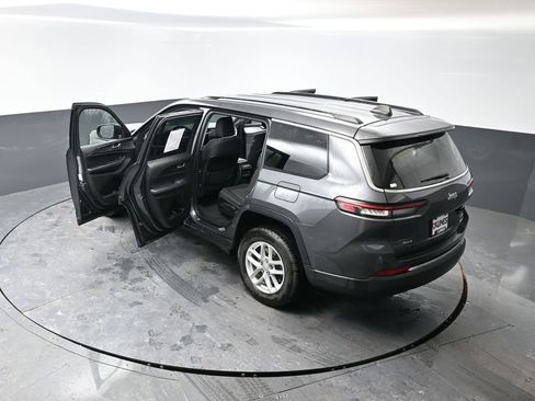 Used 2023 Jeep Grand Cherokee L Laredo image 62