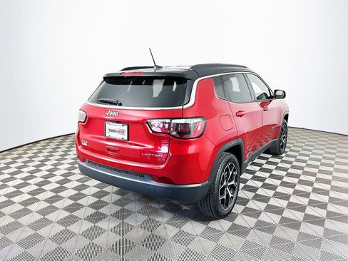 Certified 2025 Jeep Compass Limited AWD/4WD image 11