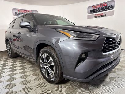 Used 2021 Toyota Highlander XLE
