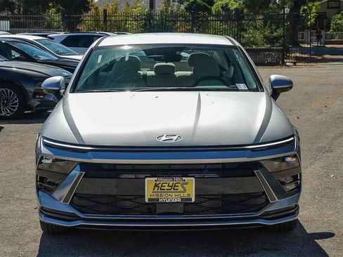 New 2026 Hyundai Sonata SEL image 2