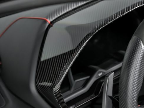 Used 2021 Lamborghini Aventador SVJ image 33