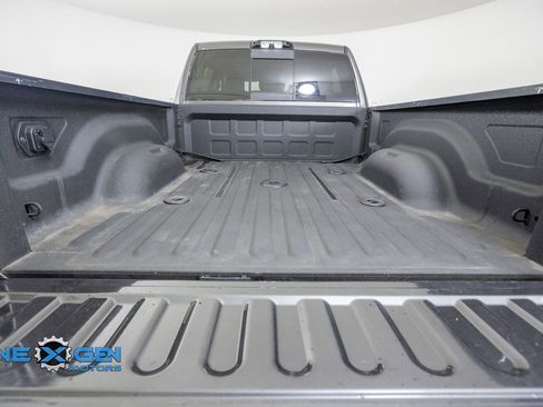 Used 2016 RAM 2500 Laramie w/ Sport Appearance Group AWD/4WD image 32