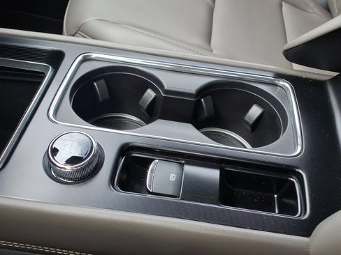 Certified 2023 Lincoln Corsair AWD w/ Rear Removable Package Tray image 14