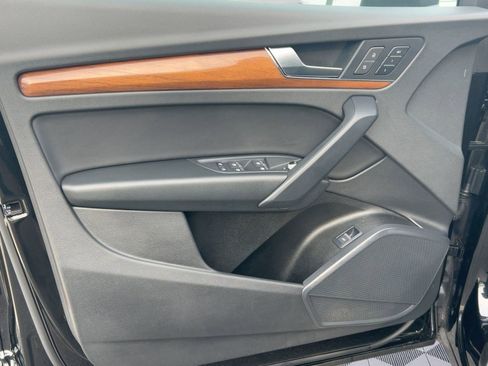 Used 2022 Audi Q5 2.0T Premium image 12