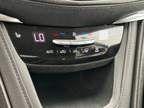 Used 2019 Cadillac XT5 Luxury AWD/4WD image 26