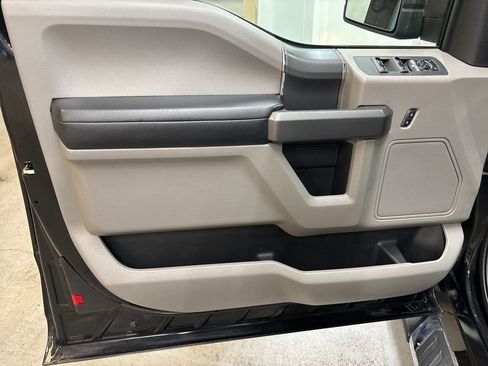 Used 2015 Ford F150 XLT w/ Equipment Group 301A Mid image 10