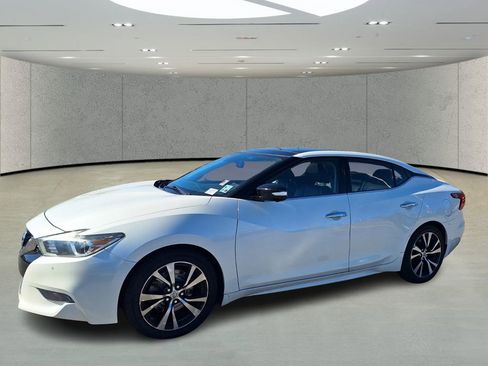 Used 2018 Nissan Maxima Platinum image 1