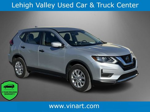 Used 2018 Nissan Rogue S AWD/4WD image 1
