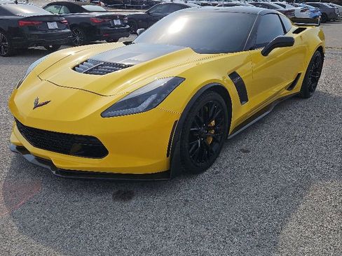 Used 2017 Chevrolet Corvette Z06 w/ Z07 Performance Package RWD image 4