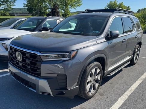 Used 2026 Honda Pilot Elite image 2