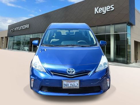 Used 2012 Toyota Prius V Three FWD image 2