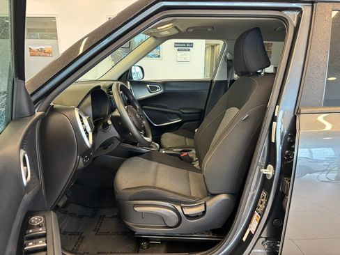 Used 2020 Kia Soul S image 14