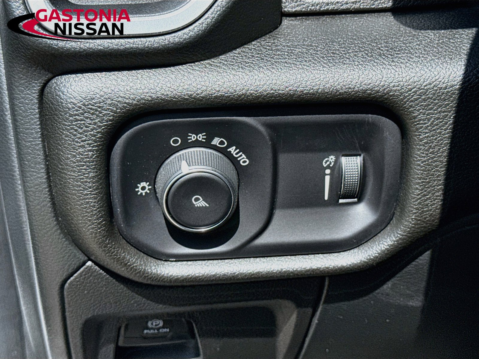 Used 2023 RAM 1500 Big Horn AWD/4WD image 13