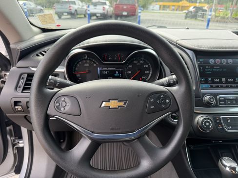 Used 2019 Chevrolet Impala LS FWD image 36