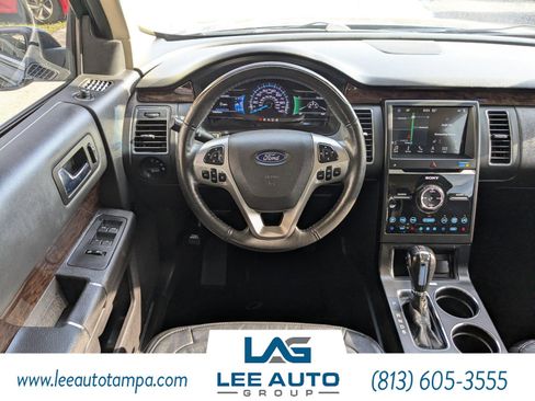 Used 2019 Ford Flex Limited image 18