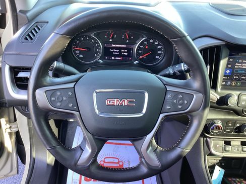 Used 2022 GMC Terrain AT4 w/ Infotainment Package II image 11