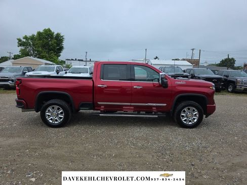 Used 2024 Chevrolet Silverado 2500 High Country w/ High Country Premium Package AWD/4WD image 7
