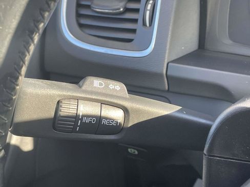 Used 2012 Volvo S60 T5 image 26