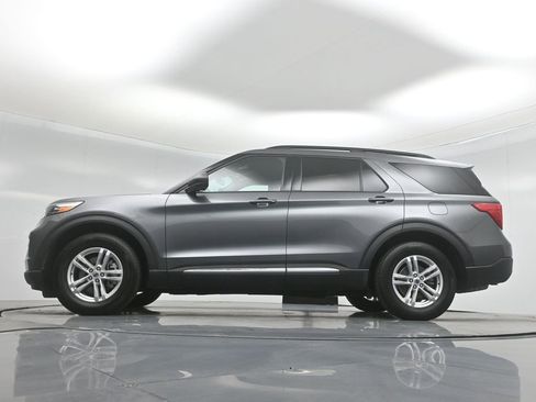 Certified 2023 Ford Explorer XLT w/ Equipment Group 202A image 56