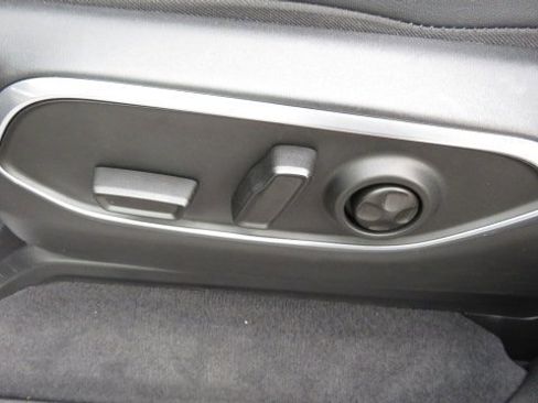 Used 2022 Jeep Wagoneer Series III w/ Premium Group I image 17