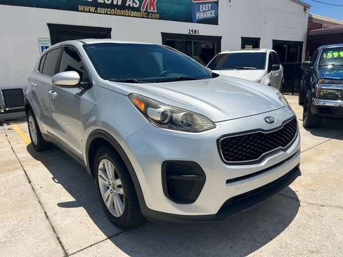 Used 2019 Kia Sportage LX FWD image 3