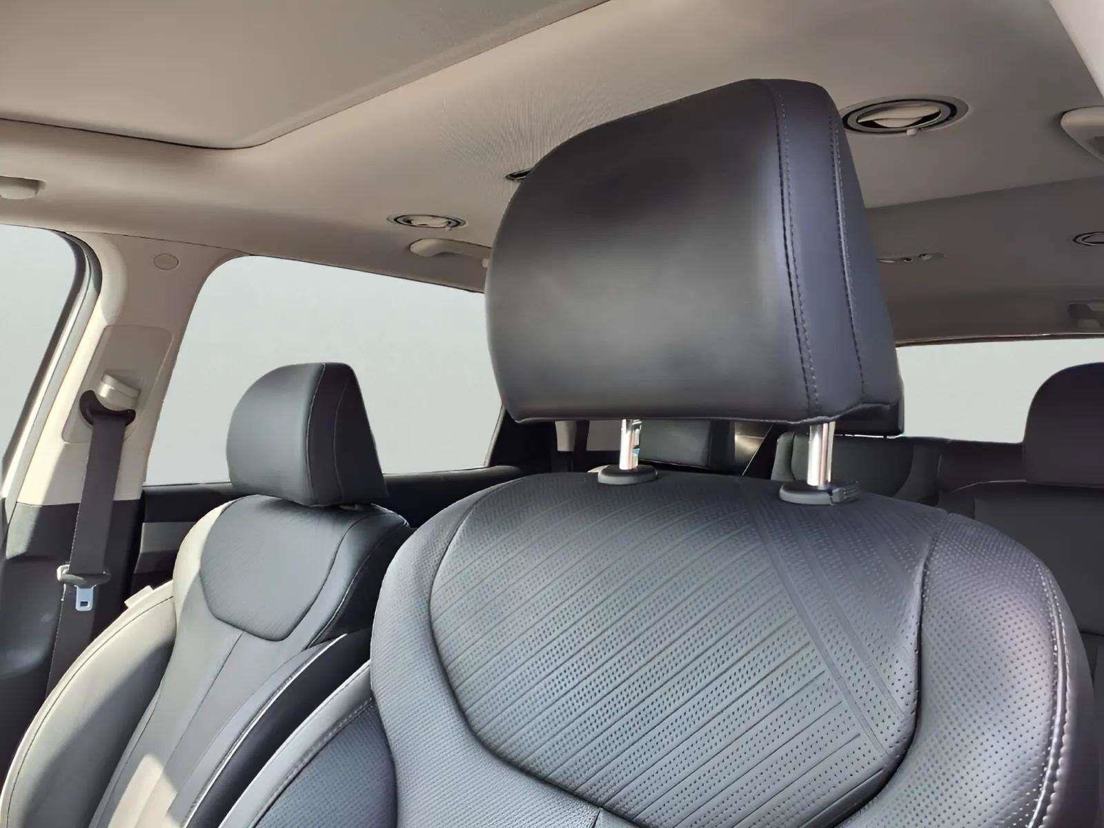 Certified 2025 Hyundai Palisade XRT FWD image 15