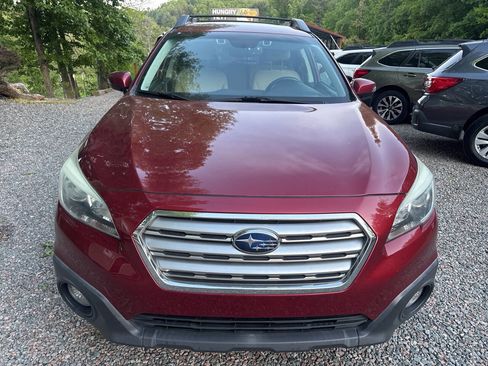 Used 2016 Subaru Outback 2.5i Premium AWD/4WD image 8