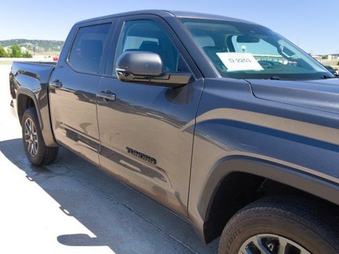 Used 2024 Toyota Tundra SR5 w/ SR5 Premium Package AWD/4WD image 11