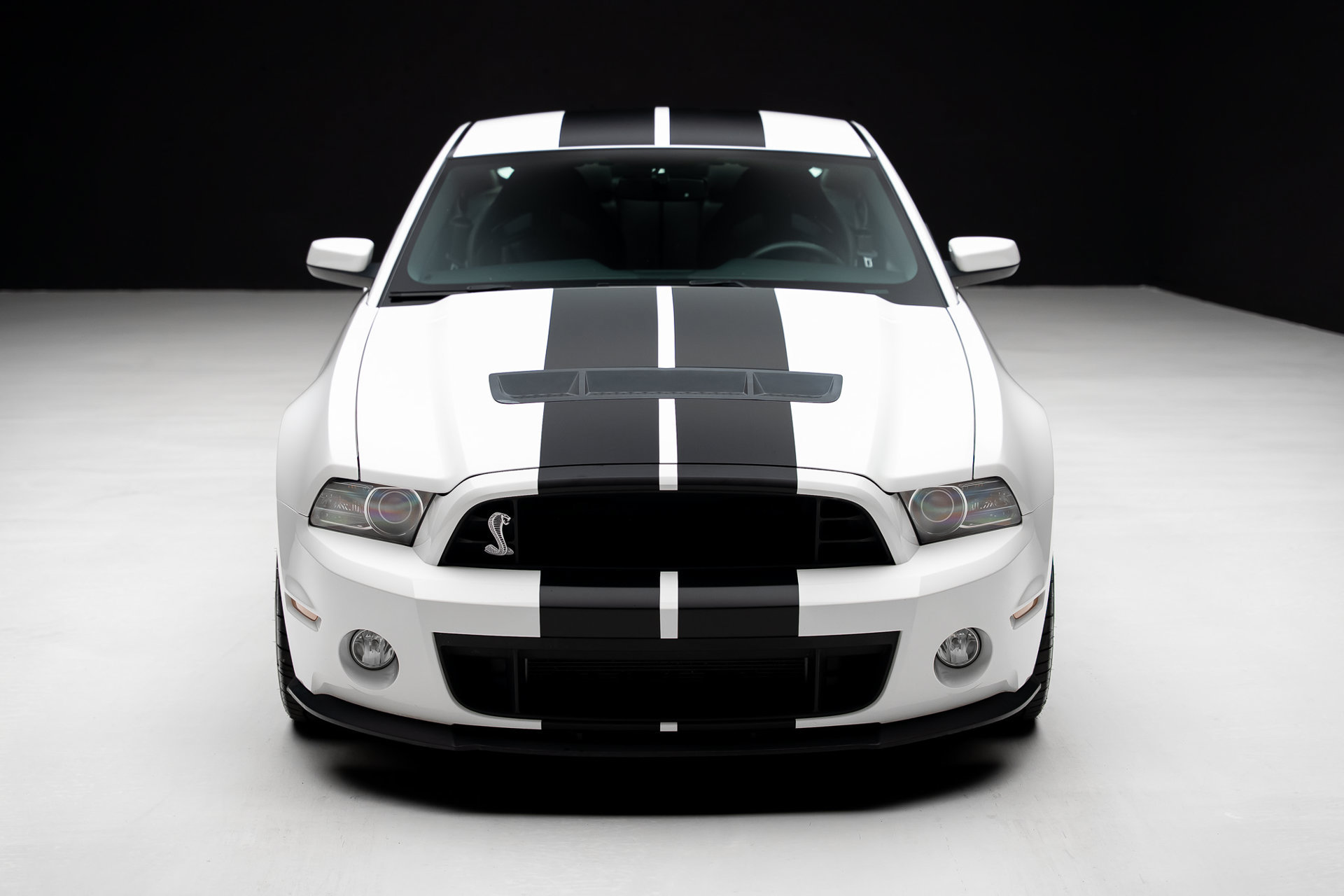 Used 2013 Ford Mustang Shelby GT500 RWD image 6
