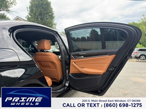 Used 2018 BMW 530i xDrive AWD/4WD image 14