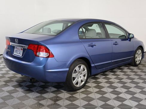 Used 2010 Honda Civic LX image 4