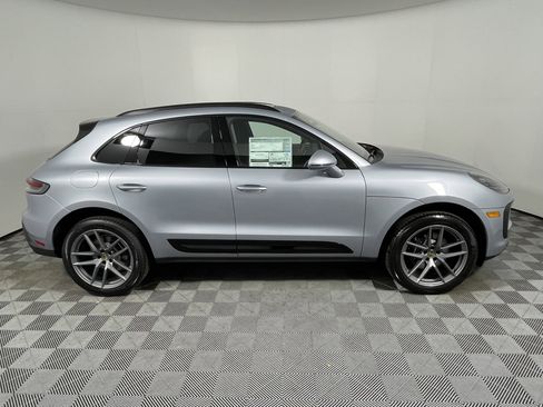 New 2026 Porsche Macan AWD/4WD image 8
