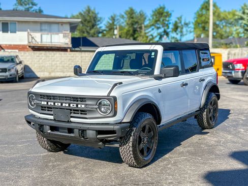 Used 2024 Ford Bronco Black Diamond AWD/4WD image 7