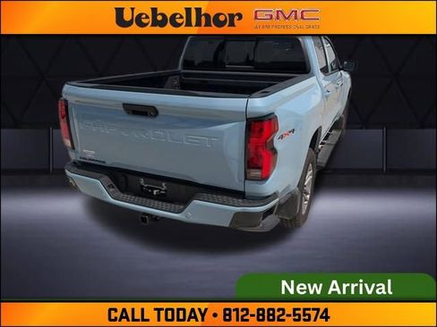 Used 2025 Chevrolet Colorado LT w/ LT Convenience Package image 14