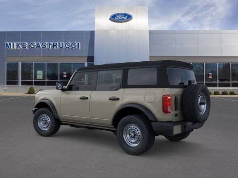 New 2025 Ford Bronco 4-Door AWD/4WD image 4