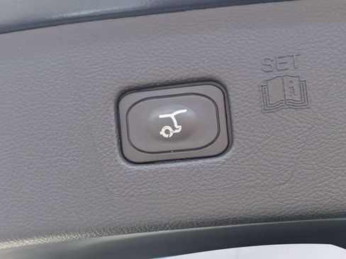 Used 2024 Ford Edge Titanium AWD/4WD image 13