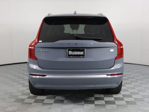 Used 2023 Volvo XC90 T8 Ultimate AWD/4WD image 5