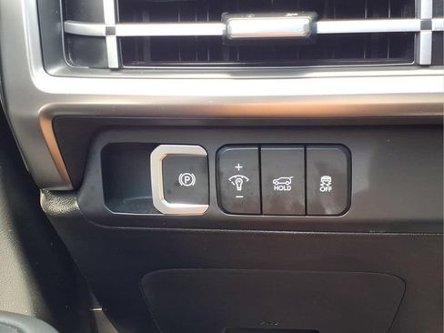 Used 2024 Hyundai Santa Fe SEL AWD/4WD image 25