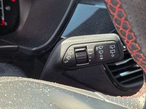 Used 2025 Ford Escape ST-Line w/ Equipment Group 301A FWD image 34