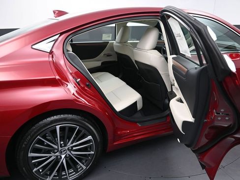 New 2025 Lexus ES 350 350 image 10