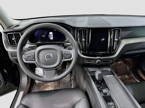 Used 2024 Volvo XC60 B5 Core w/ Climate Package AWD/4WD image 26