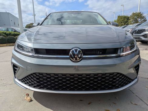 New 2026 Volkswagen Jetta SE image 9