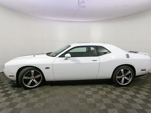 Used 2013 Dodge Challenger SRT8 RWD image 7