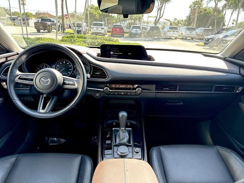 Used 2022 MAZDA CX-30 AWD 2.5 S w/ Premium Package image 14